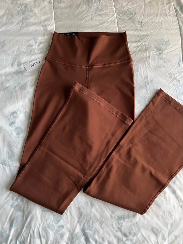 Aritzia Tna Atmosphere Flare High-Rise Legging - Size S - photo 2