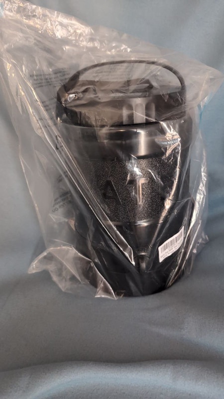 Brand new 95oz Travel Dog Water Bowl Dispenser w/Pull-Out Dish - photo 3