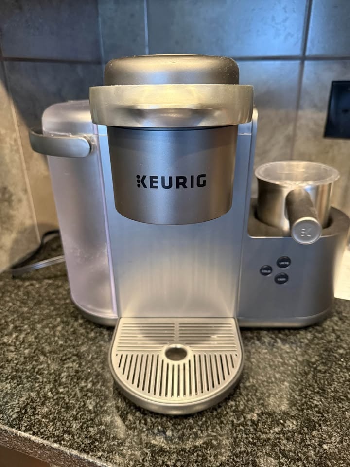 Keurig K-Cafe Special Edition Coffee, Latte & Cappuccino Maker