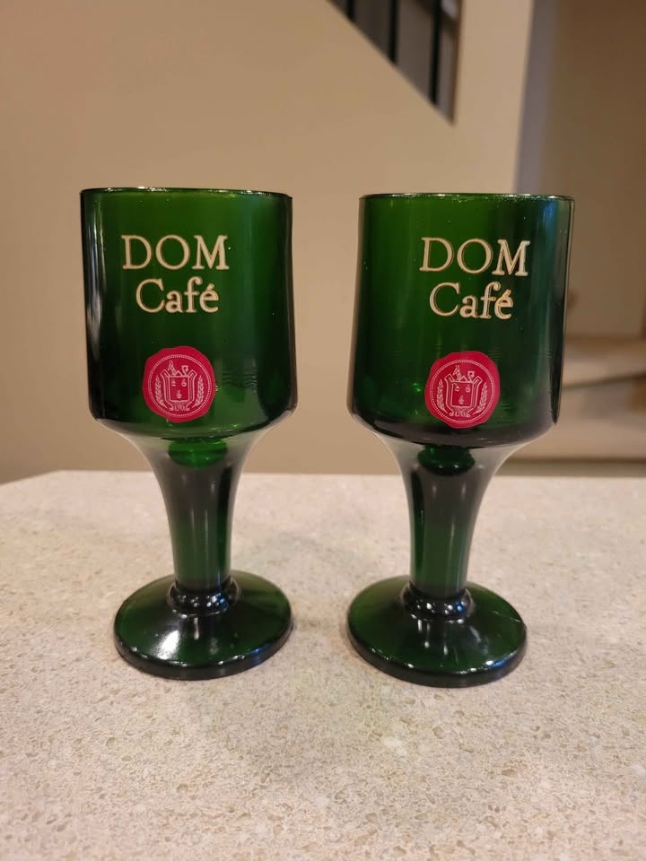 Vintage Emerald Green Liqueur Glasses (pair) - photo 2