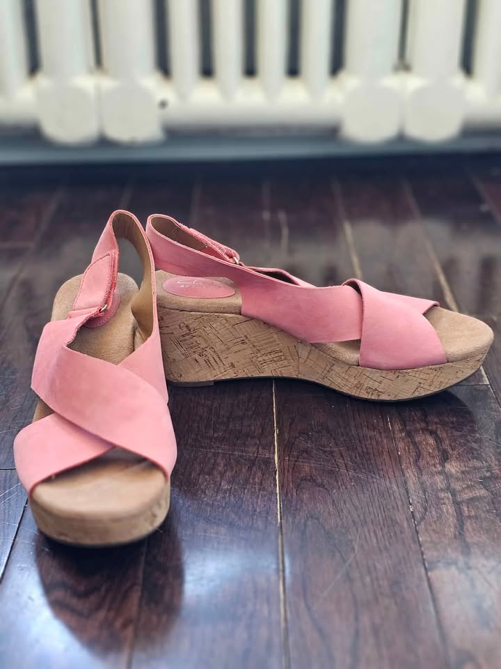 Sz 10 Clarks Coral Pink Wedge Cork Platform Sandals - photo 2