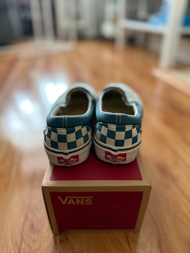 VANS Classic Slip-On shoes (Men US 5) (Used) - photo 4