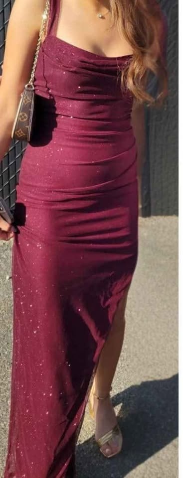 Burgundy Glitter Prom Dress – Elegant, Like New (Worn Once) - photo 4