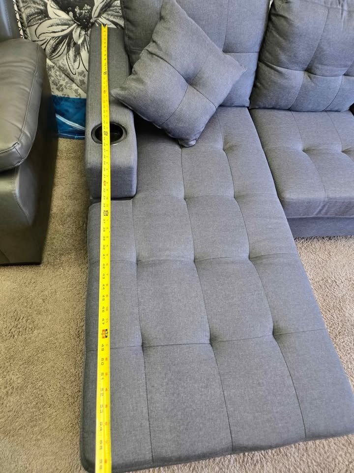 Brand new on clearance Gray sectional for sale🥕 - photo 3
