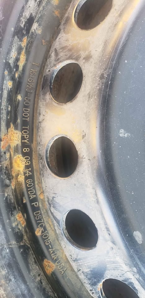 Set of Ford 15in steel rim with sensors🥕 - photo 2