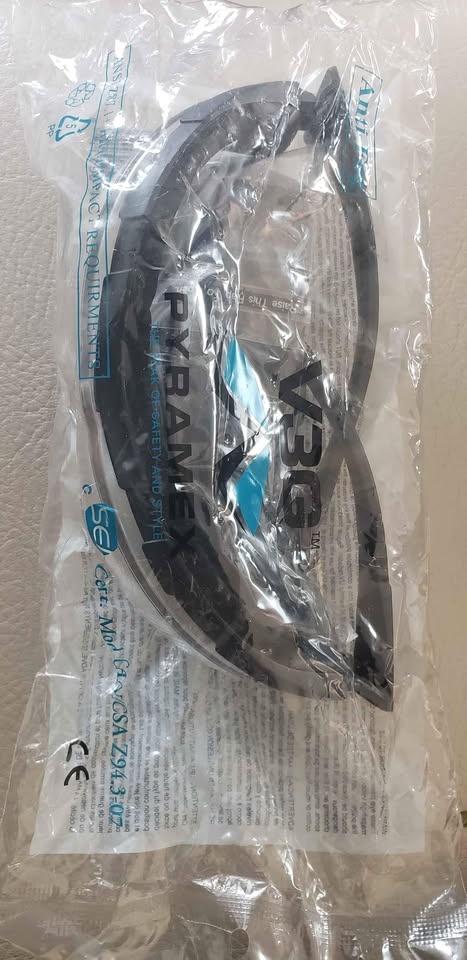 V3G Pyramex Safety Glasses🥕 - photo 3