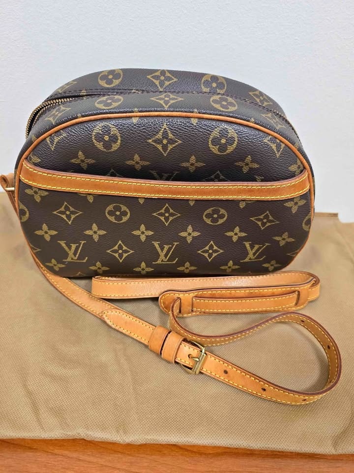 Mint condition vintage bag