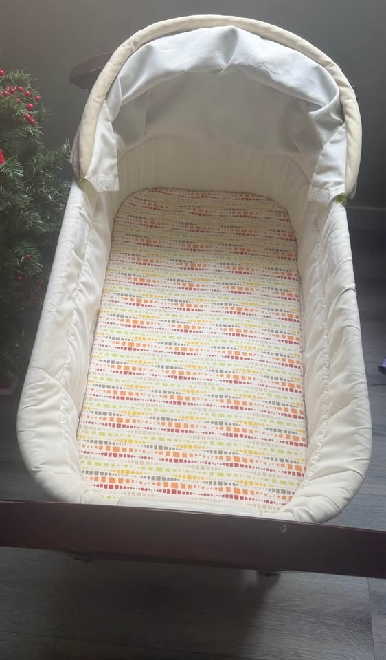 Bassinet - photo 2