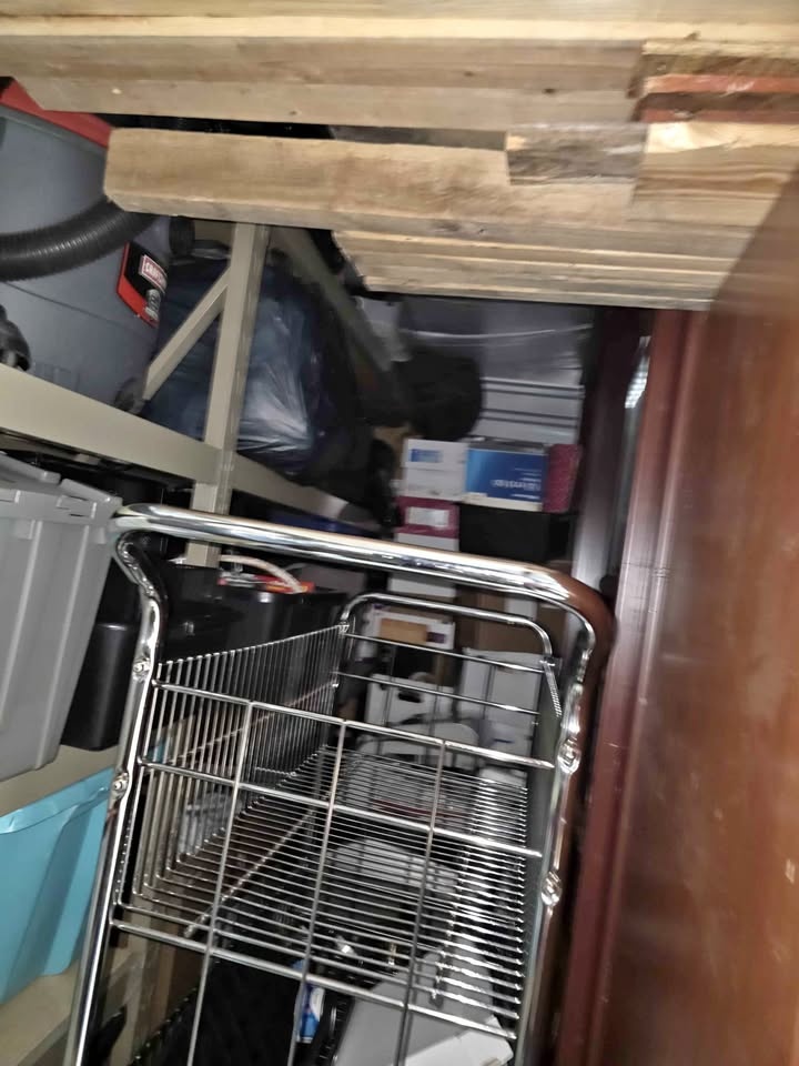 Rolling cart