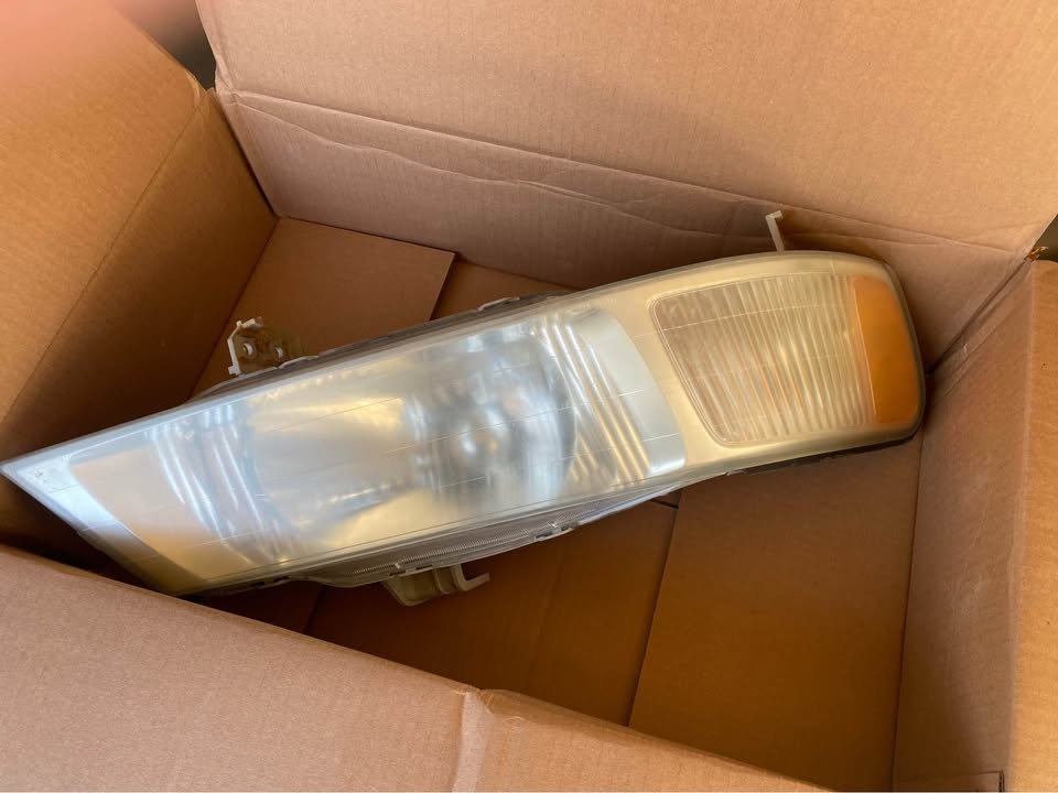Honda Odyssey Headlights - photo 3