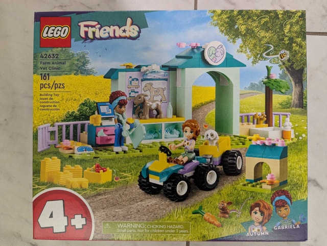 LEGO Friends 42632 Farm Animal Vet Clinic