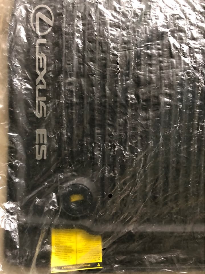‘16-‘18 Lexus ES350 OEM All Weather Floor Mats *Brown* - photo 3