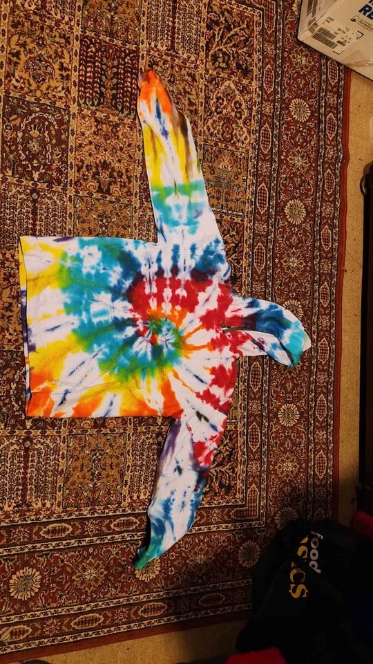 Tie dye Hoodie (m to xl) - photo 2