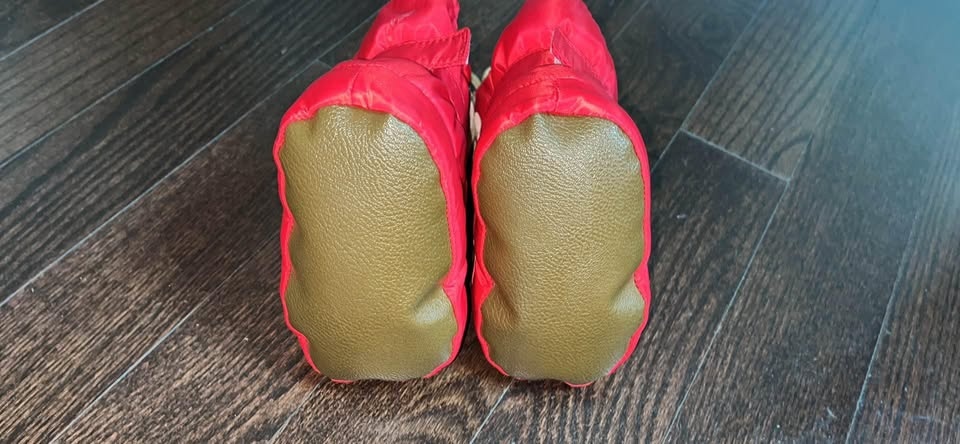 6-12M Brand New Snow Boots - photo 2