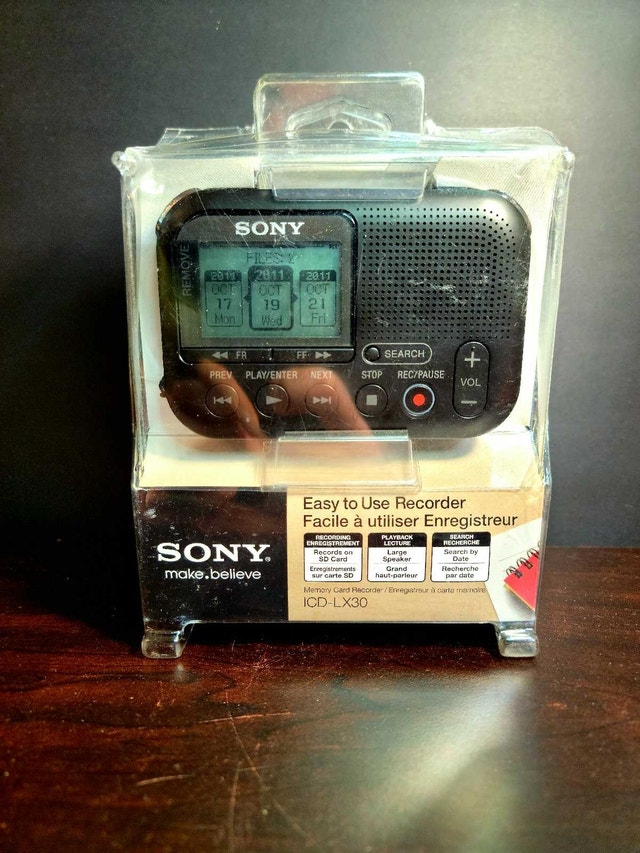 Sony ICD-LX30 Voice Recorder - Sealed