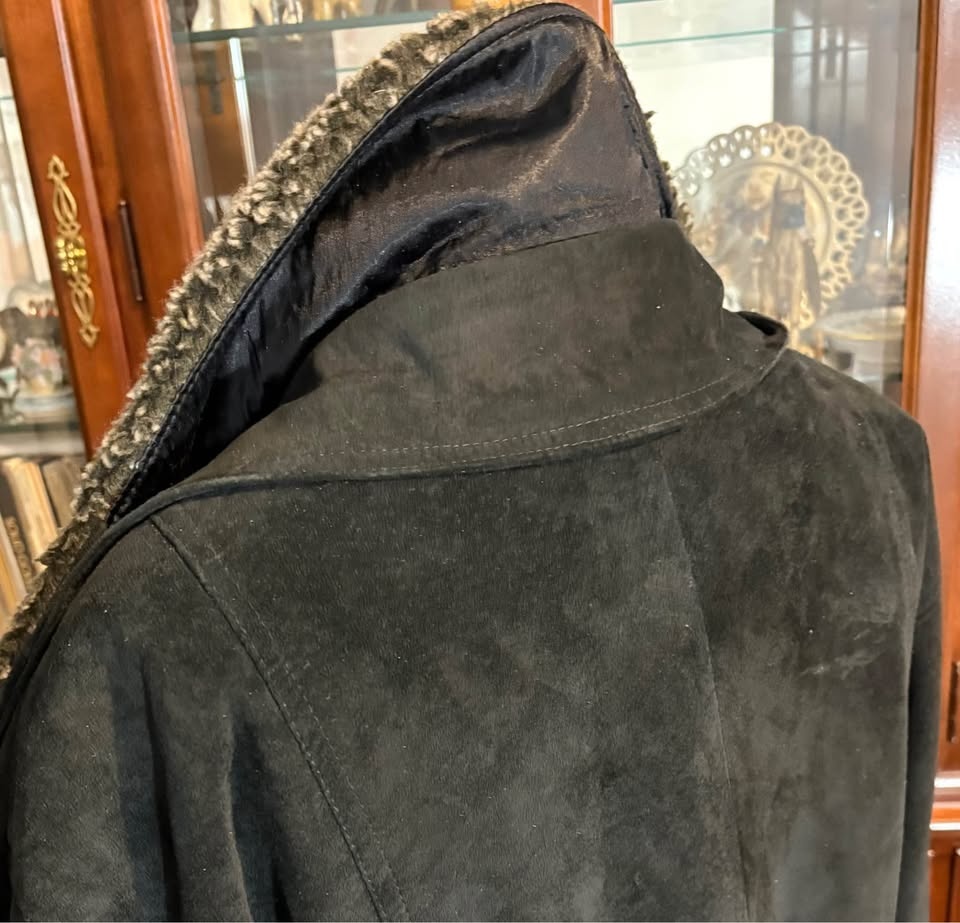 DANIER Leather Winter Coat - Black, Fur Collar, Size M - photo 5