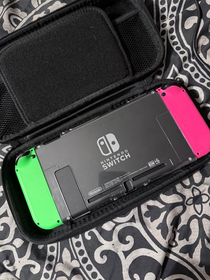 Nintendo Switch v2 with Mario Party Superstars - photo 2