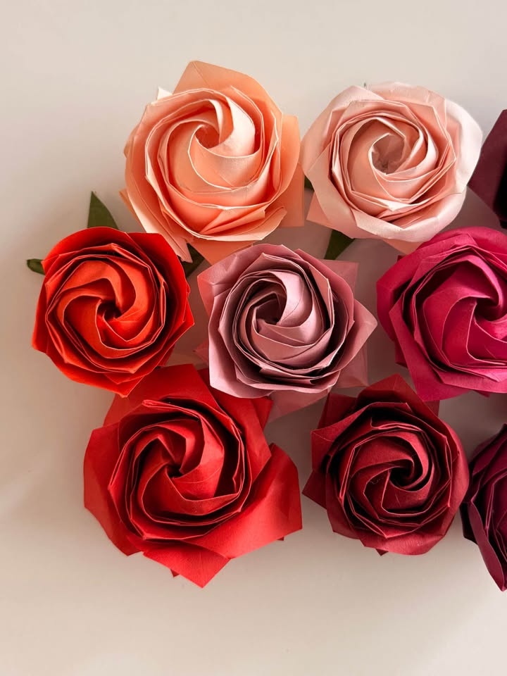 Origami Decor Bundle - 9 Roses + 5 Birds - Moving Sale - photo 3