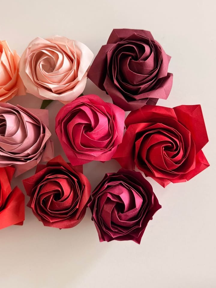 Origami Decor Bundle - 9 Roses + 5 Birds - Moving Sale - photo 4