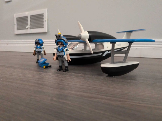 Playmobil Police Seaplane - photo 3