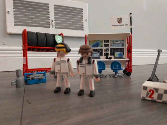 Playmobil Porsche 911 GT3 Cup Set - photo 3