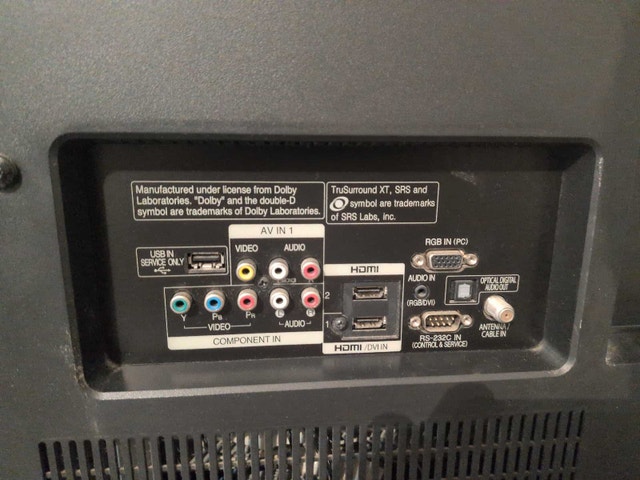 42" LG LCD HDTV (Full HD 1080p) - photo 3