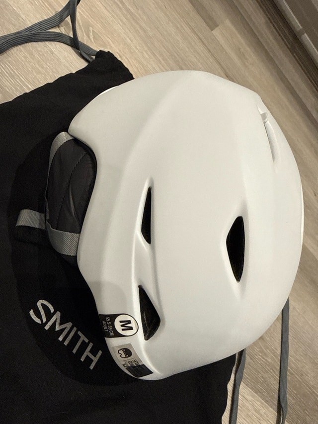 GIRO Ski Helmet