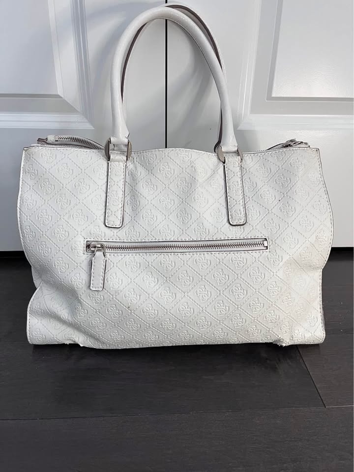 White Guess Purse READ DESCRIPTION! - photo 3
