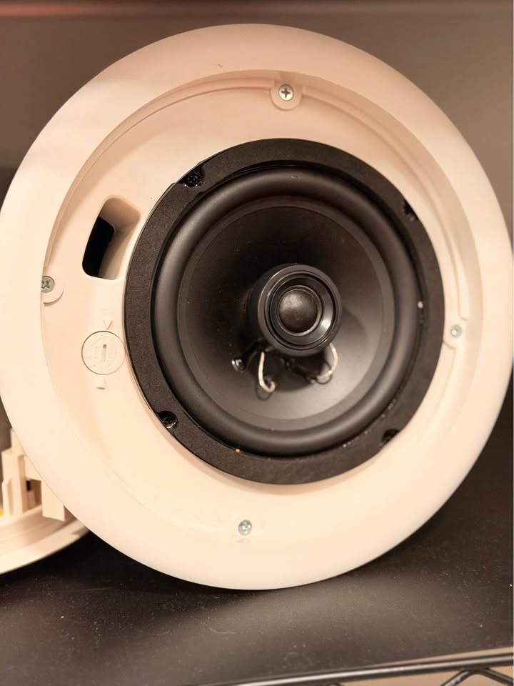 QSC Ceiling Speakers - Acoustic Coverage AC-C6T Used - photo 3