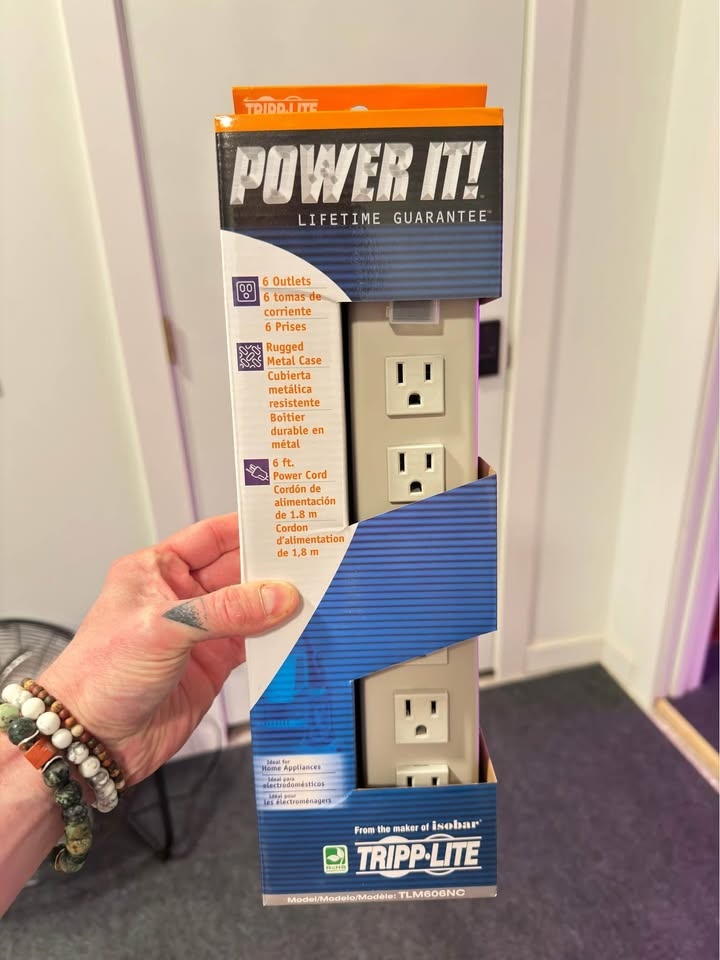 Tripp Lite Power Strip 6ft, 6 Outlet Heavy Duty - photo 2