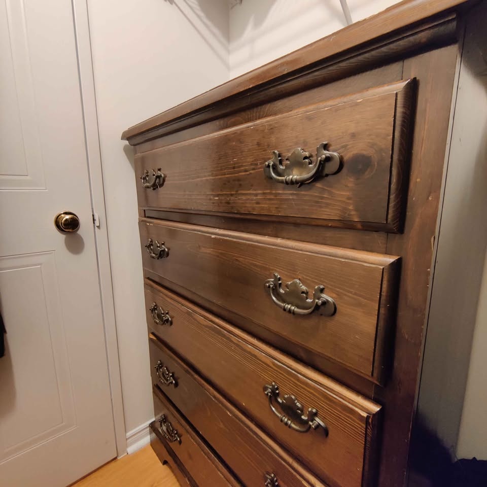 Wood dresser - 5 drawers - photo 4
