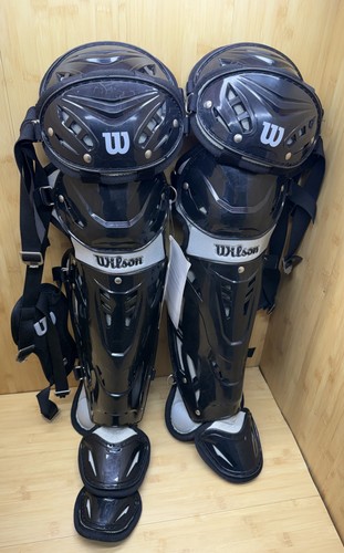 Wilson Pro Stock Shin Guards SIZE MEDIUM - photo 3