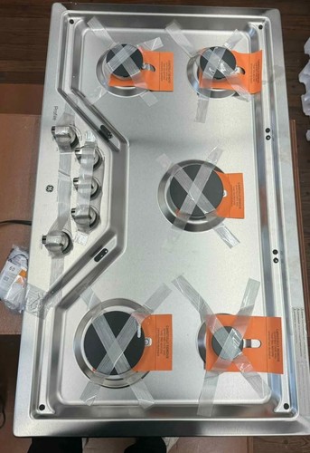 GE 36" Stainless 5 Burner Built-In Gas Cooktop (JGP5036SLSS)
