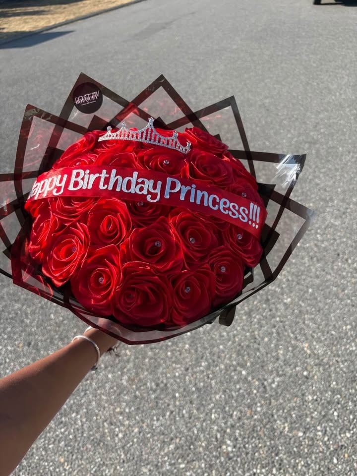 26 Count Eternal Rose Bouquet - photo 3