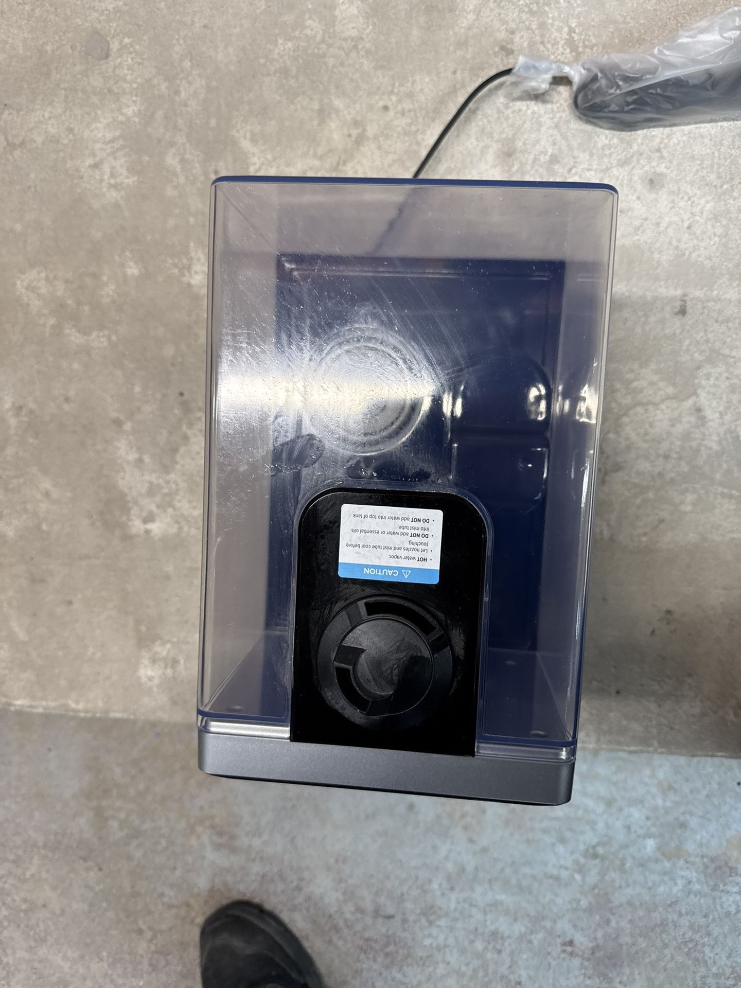 New & Like New Levoit Humidifiers Available - photo 2