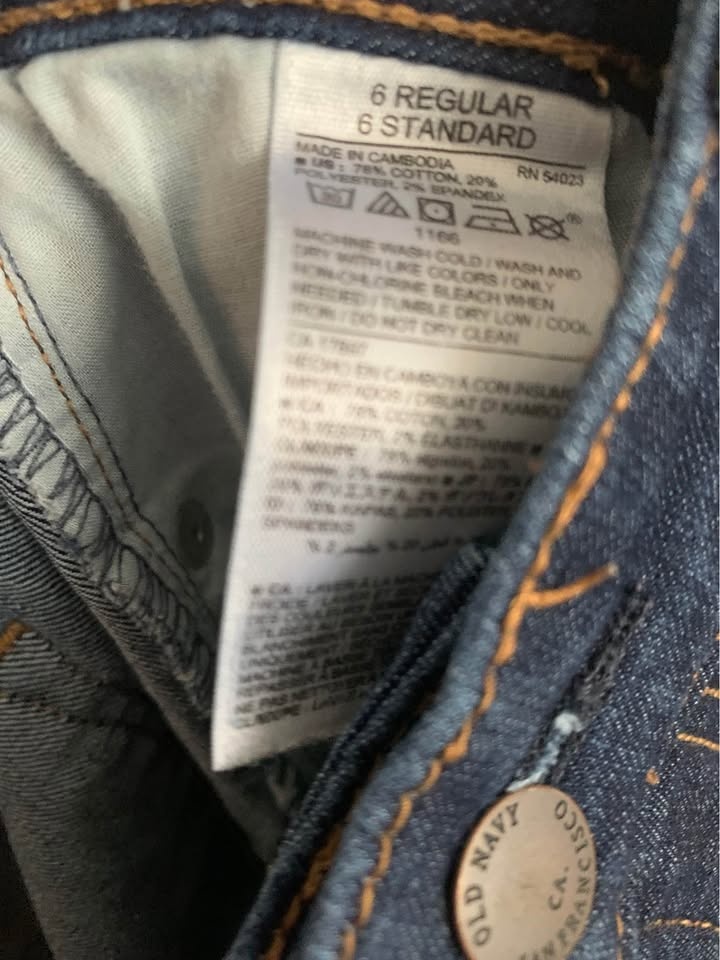 Old Navy Super Skinny Mid-Rise Jeans - Size 6 Reg - photo 3
