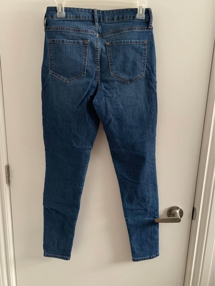 Old Navy Super Skinny Mid-Rise Jeans - Size 6 Reg - photo 3