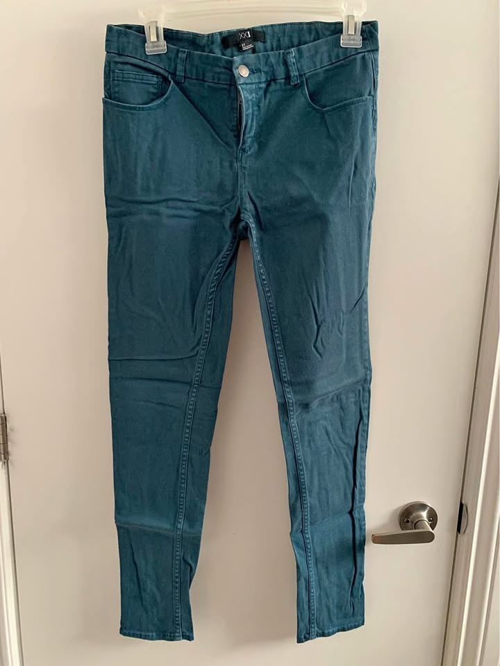 Forever 21 Pants - Size 27