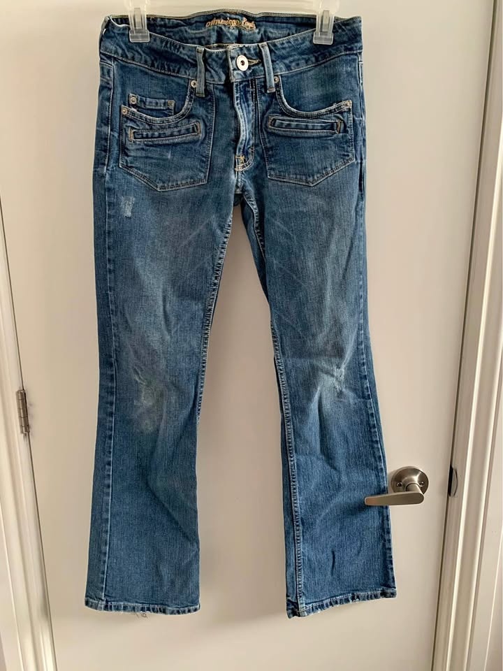 American Eagle Jeans - Size 6 Reg