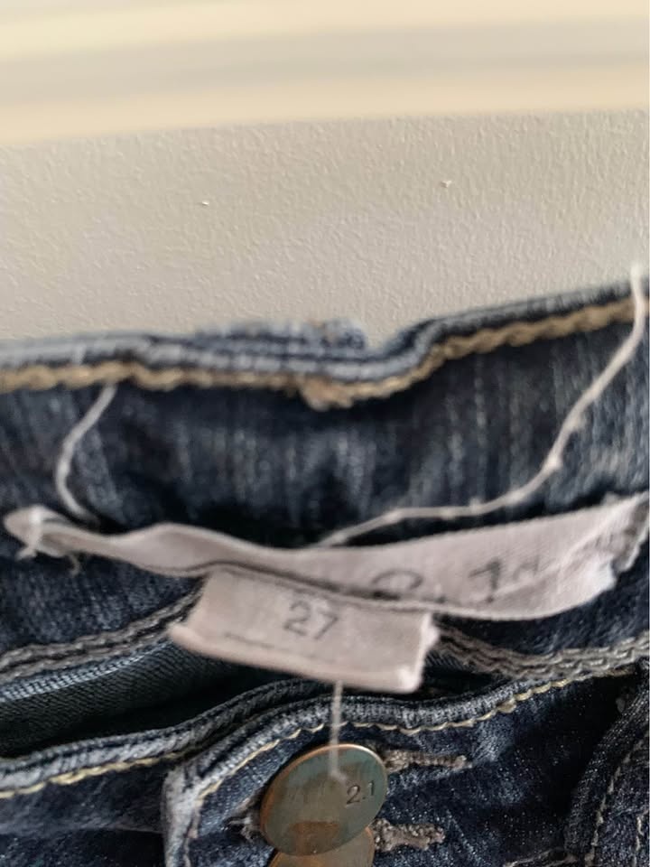 Forever 21 Jeans with Pocket Detail - Size 27 - photo 2
