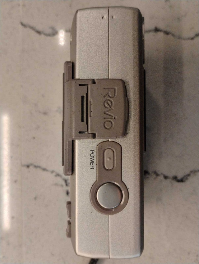 Konica Revio Z3 Camera with Case - photo 2