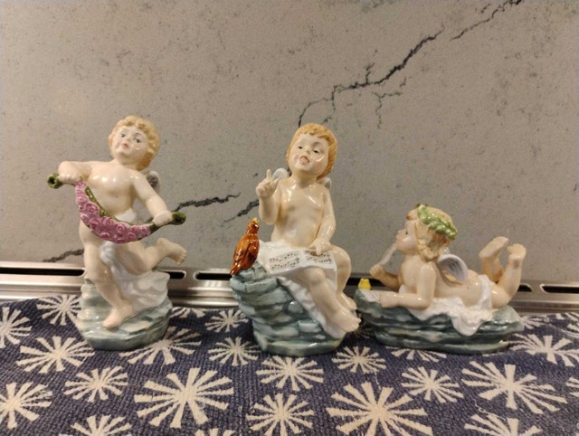 Doulton International 1983 Cherub of Arts Figurines (3)