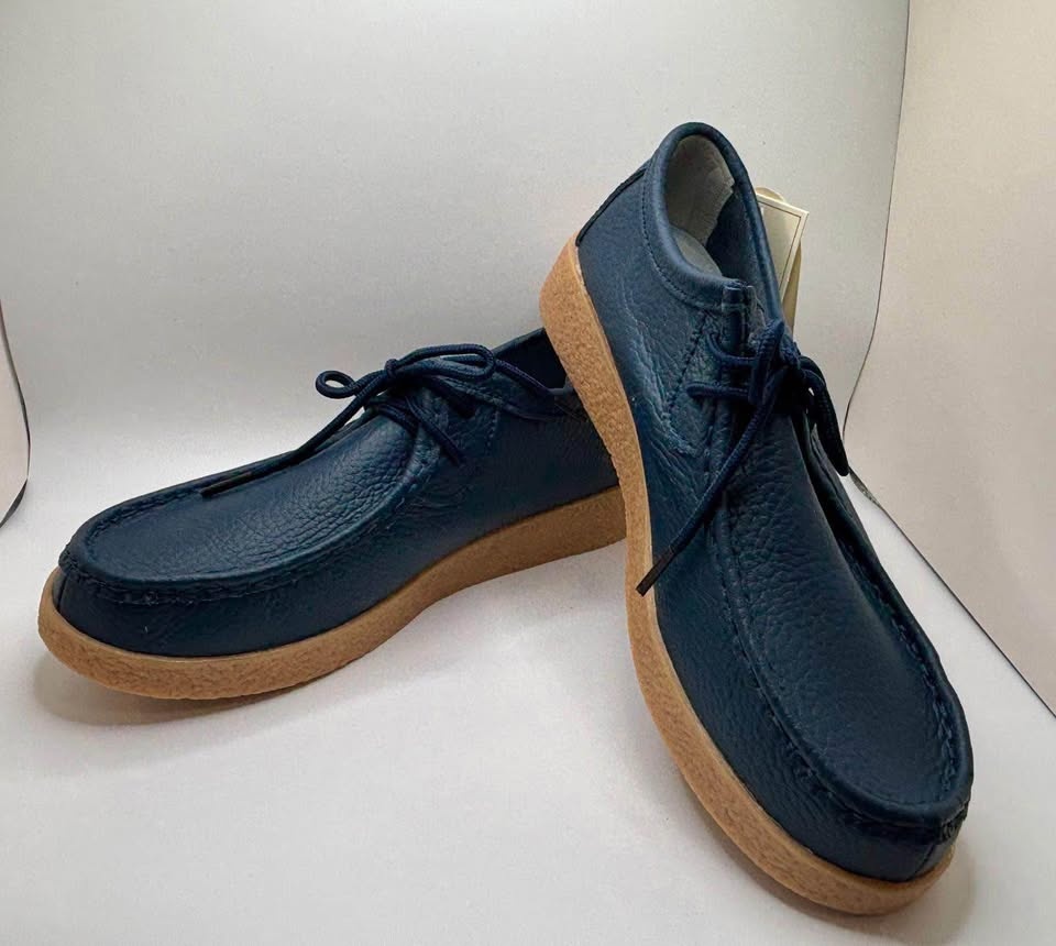 Brand new Melody Cowhide Navy Blue Boots size 7-7.5 - photo 2