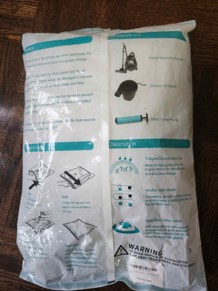 Vaccum bags with vac pump small size - photo 2