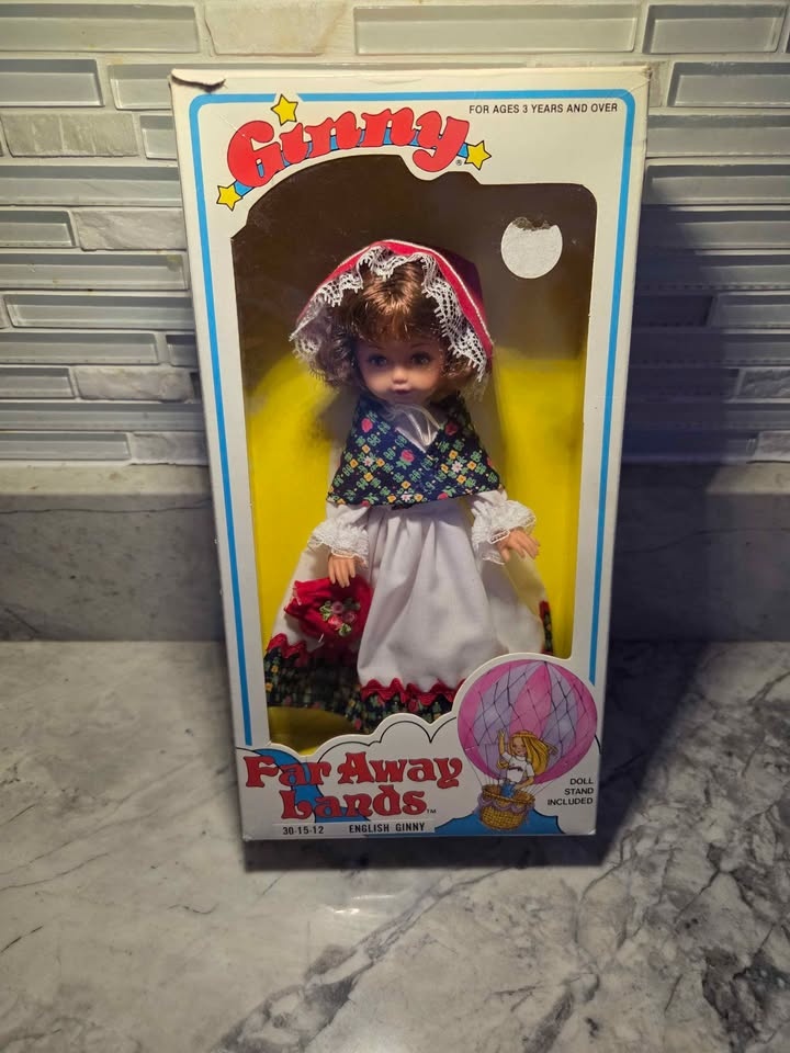 1982 Far Away Lands English Ginny Doll