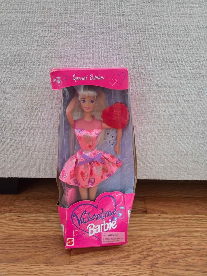 1997 Special Edition Valentines Day Barbie
