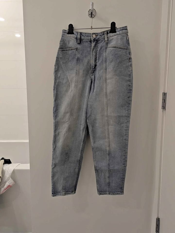 Mom jeans