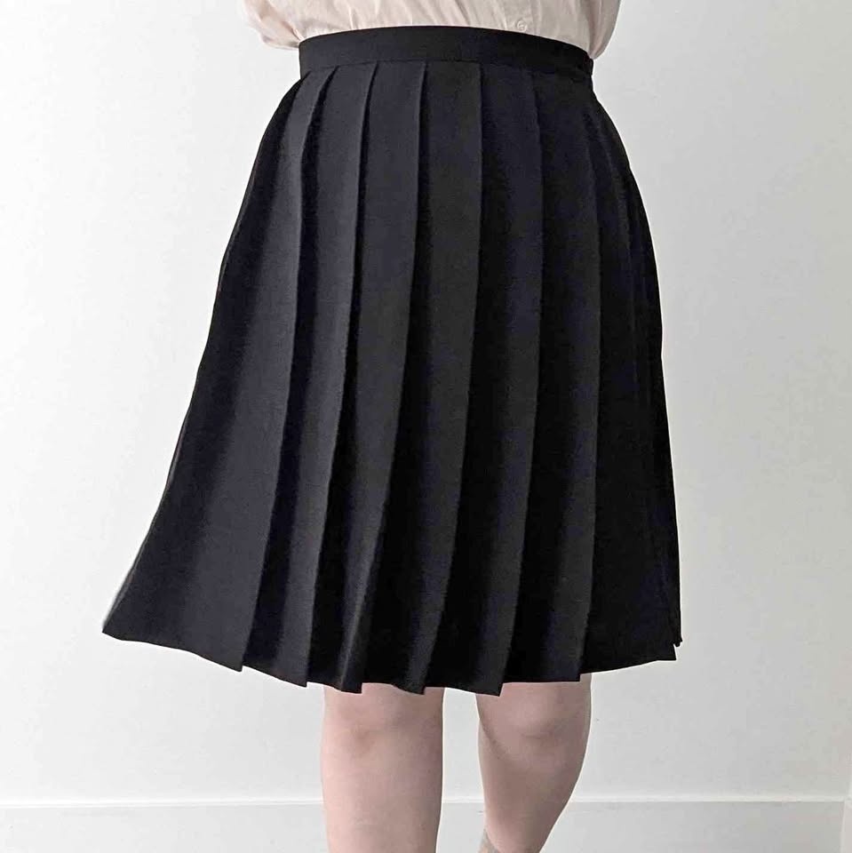 Knee length skirt
