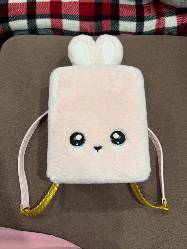 Na na na Surprise 3-in-1 Backpack + extra doll - photo 2
