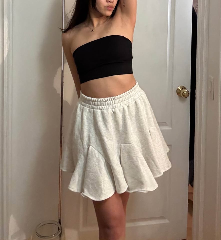 Sweater skirt, size L (fits M) - photo 4